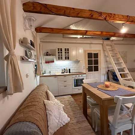 Chatinka Kersku Ferienhaus Hradistko (Nymburk)