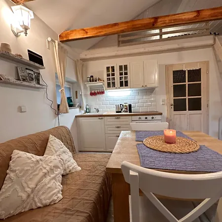 Chatinka Kersku Ferienhaus *