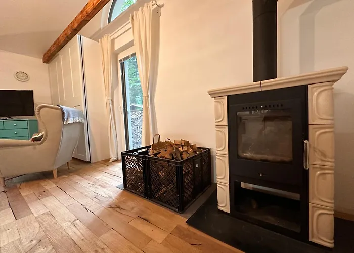 Chatinka Kersku * Hradistko (Nymburk)