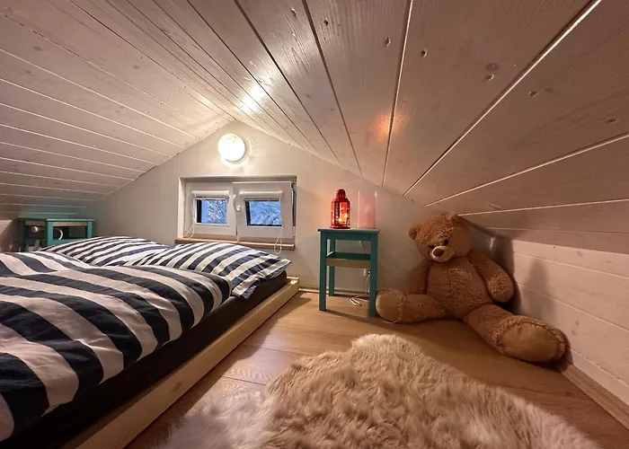 Chatinka Kersku * Hradistko (Nymburk)